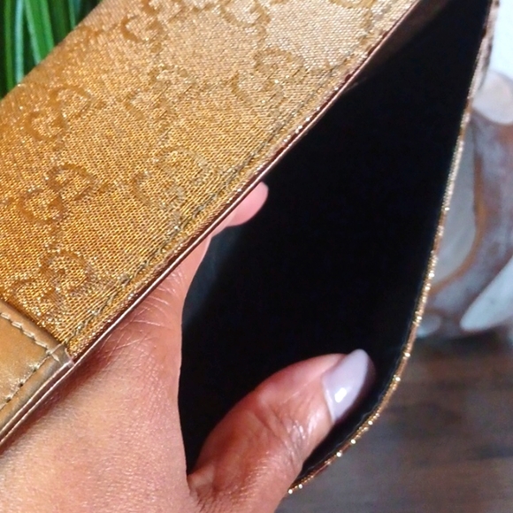 *SOLD* New Gucci Canvas GG gold gradient Continental long wallet with charms - Picture 11 of 14